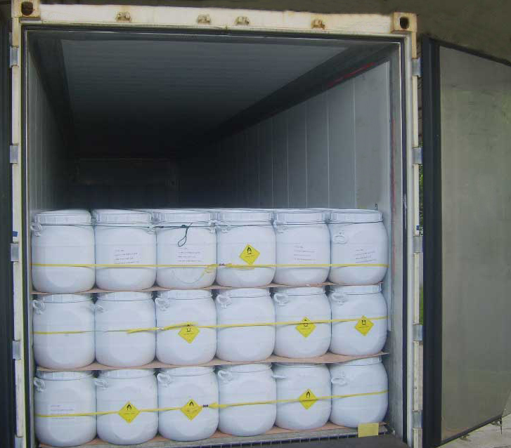 Container of calcium hypochlorite